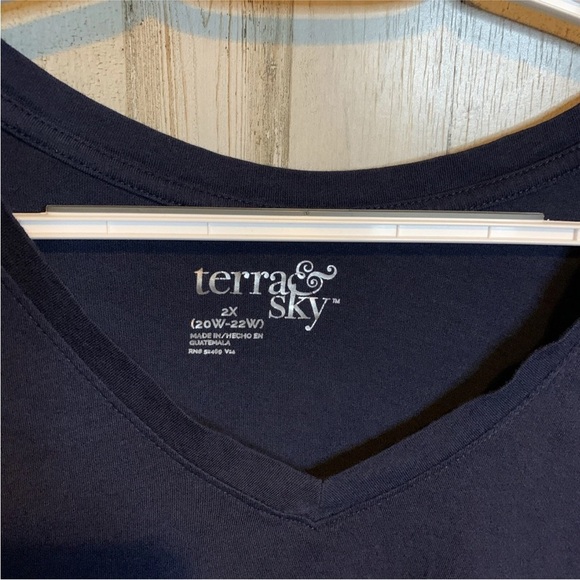 Terra & Sky Woman's Blouse T-shirt Blue Short Sleeves Top Size 2X (20W-22W) - Picture 5 of 16